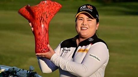 Inbee Park con il trofeo